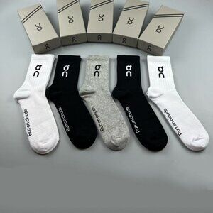 On Running Logo Mens Cotton Socks